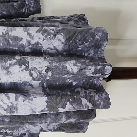 CITY VIBE WOMAN'S HOODED DRESS. - Picture 5 of 11